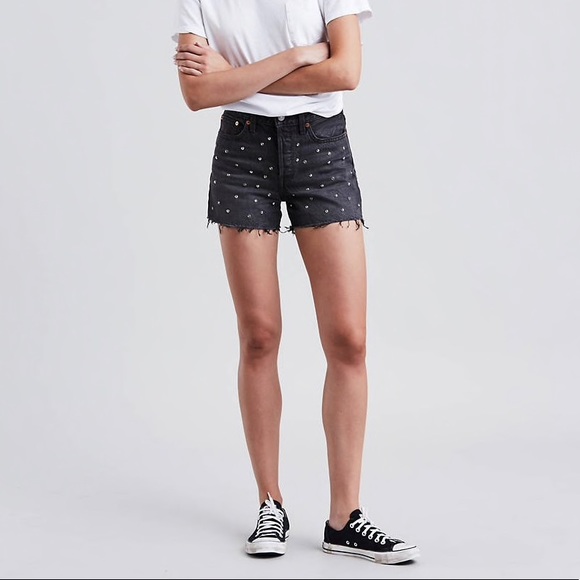 Levi’s Wedgie Short - Picture 1 of 8